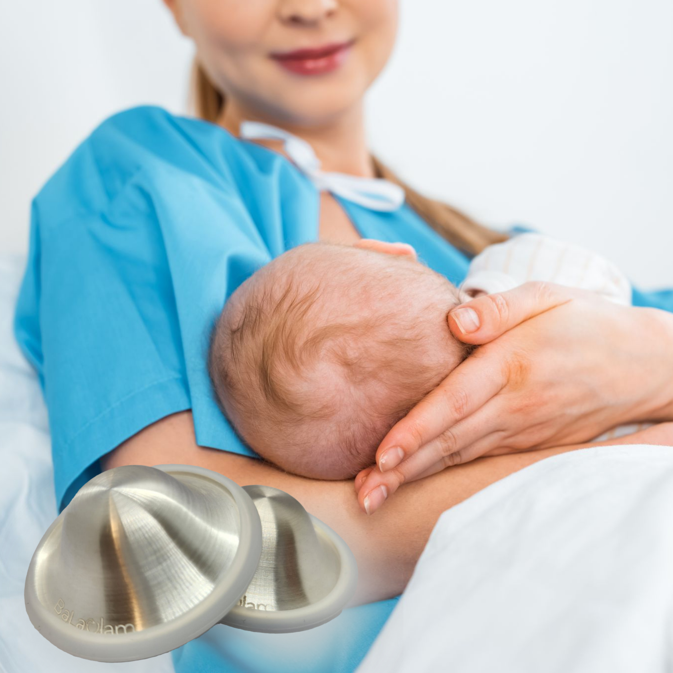 אמא מניקה תינוק ונעזרת בפטמות כסף באלעולם