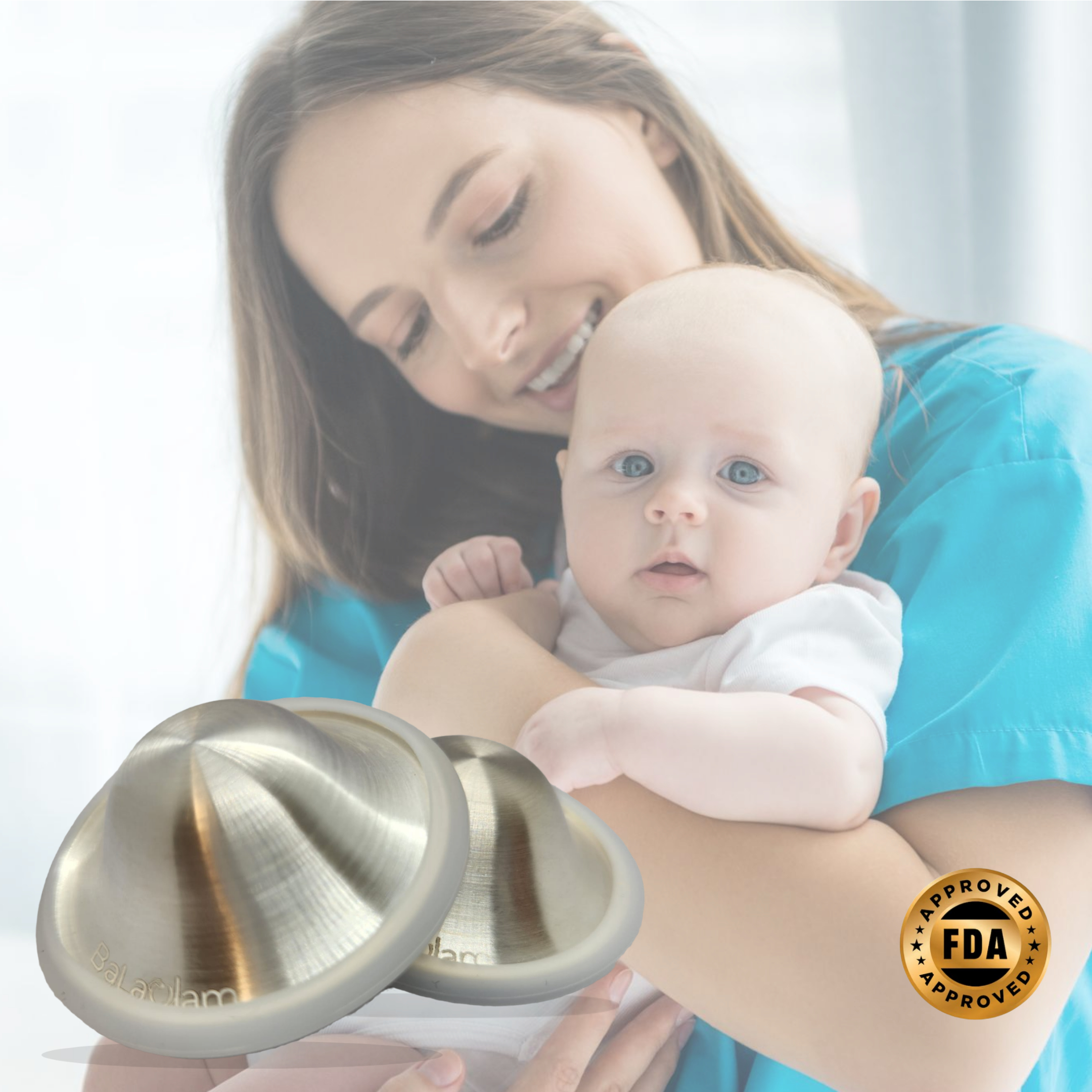 אמא ותינוק ומלפניהם פטמות כסף עם אישור FDA